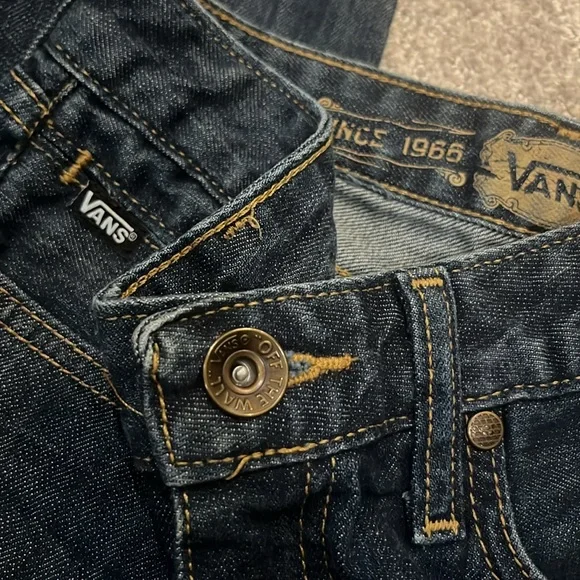 Vans Jeans. Boyish slim fit - Picture 4 of 4